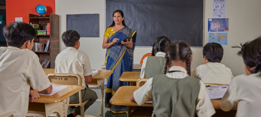 Elementary School Classroom in a Slum MCQ – Easy Guide
